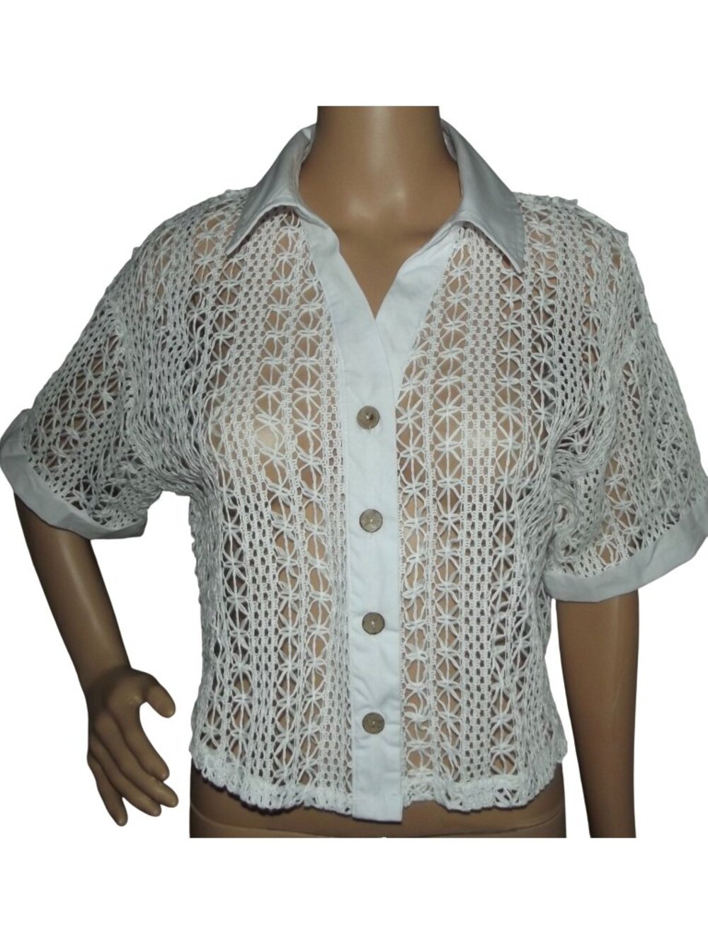 Discreet Shirt Womens Sz Large white textured crochet button down collar v-neck